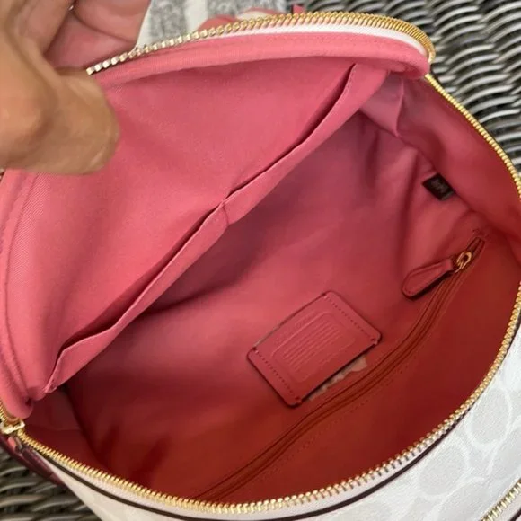 Coach 5671 Court Backpack In Signature Canvas Chalk / Taffy - Picture 11 of 16